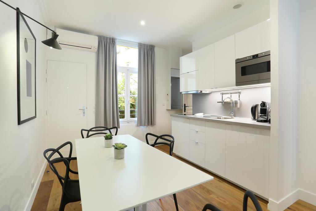 Rent A Room - Residence Blanche Párizs Kültér fotó