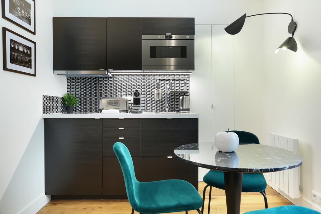 Rent A Room - Residence Blanche Párizs Kültér fotó