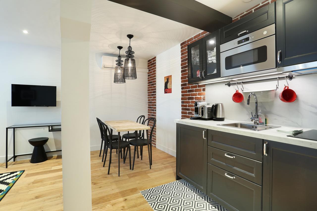 Rent A Room - Residence Blanche Párizs Kültér fotó