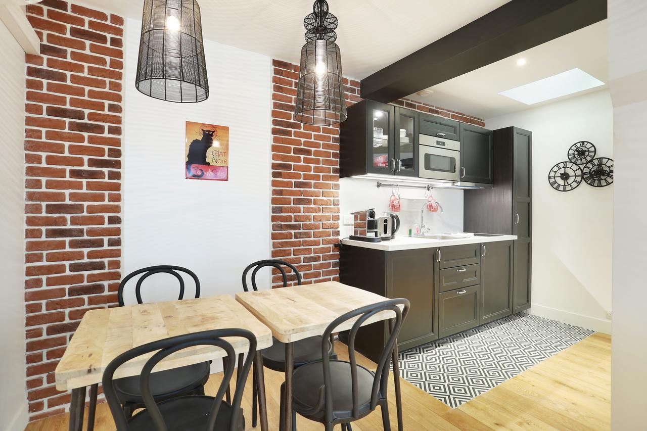 Rent A Room - Residence Blanche Párizs Kültér fotó
